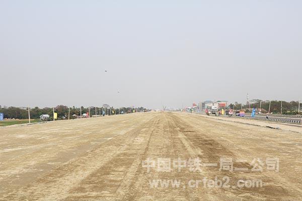 路基底基层压实面